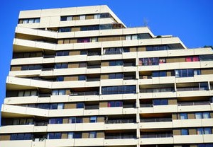 这座东北小城与超900个机构的撤销