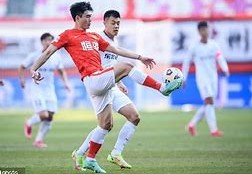 马莱莱的拼抢和跑位变化