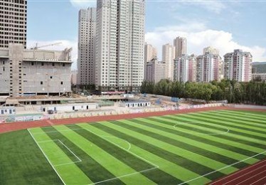 西宁市南门体育场属于哪个区
