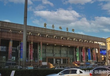 济南皇亭体育馆停车场收费