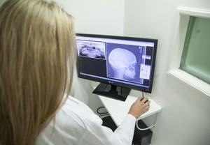 2024年X病毒，科学与谣言的较量