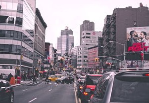 交警街头比武，司机，考谁呢？