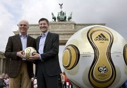2022年卡塔尔世界杯战火重燃，激情再续