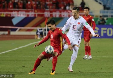 为什么国足这么落后