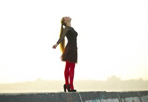 自由之膝，一位19岁女孩与天生髌骨脱位的挑战与奇迹