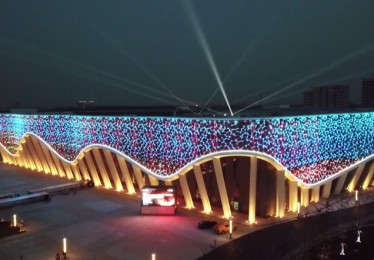 新乡平原体育中心灯展