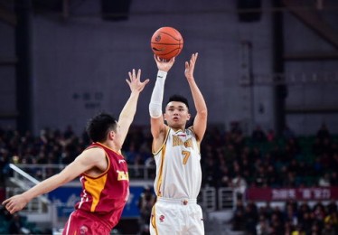 林书豪回归 曝北京首钢还有大动作,秦晓雯组建CBA最豪华外援群