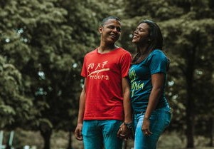 揭秘贝克汉姆背后的女人，维多利亚的传奇爱情与影响力