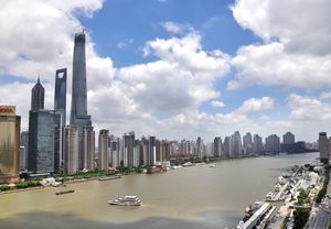 仅隔6天，上海地铁车厢内再次冒浓烟！