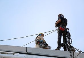 北京的中风险警报，生活、工作与防疫的平衡艺术