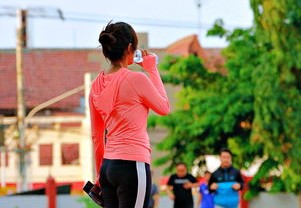 跑步夏天怎么防晒_曹飞分析解读_94.41.14