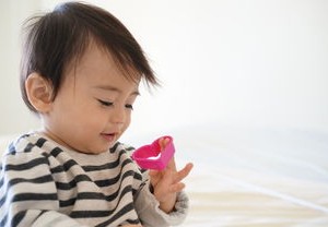 男童惨遭生母及男友毒手，姥姥泣血呼吁严判以正法纪