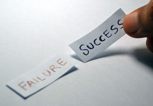 博士学历高薪期待，哈尔滨一公司月薪仅开3500元引热议