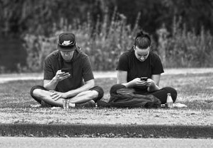 掌握最新动态，如何查询和管理中风险地区信息