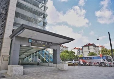 松江体育馆东侧楼盘