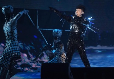 临沂大学体育场演唱会2023薛之谦