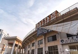 洛阳市西工体育场建设时间
