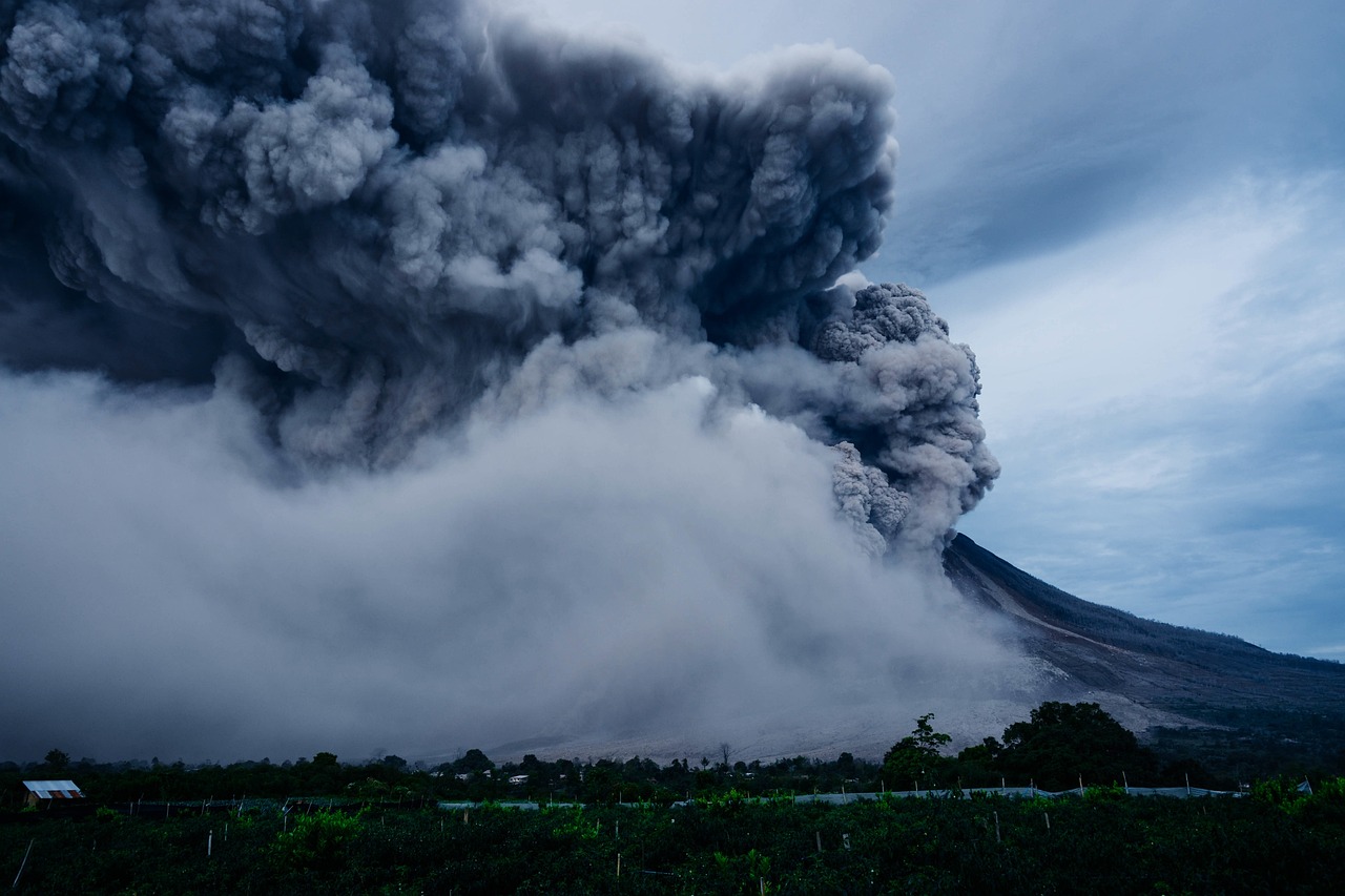 日本小镇的拉网行动，遮挡富士山景背后的故事