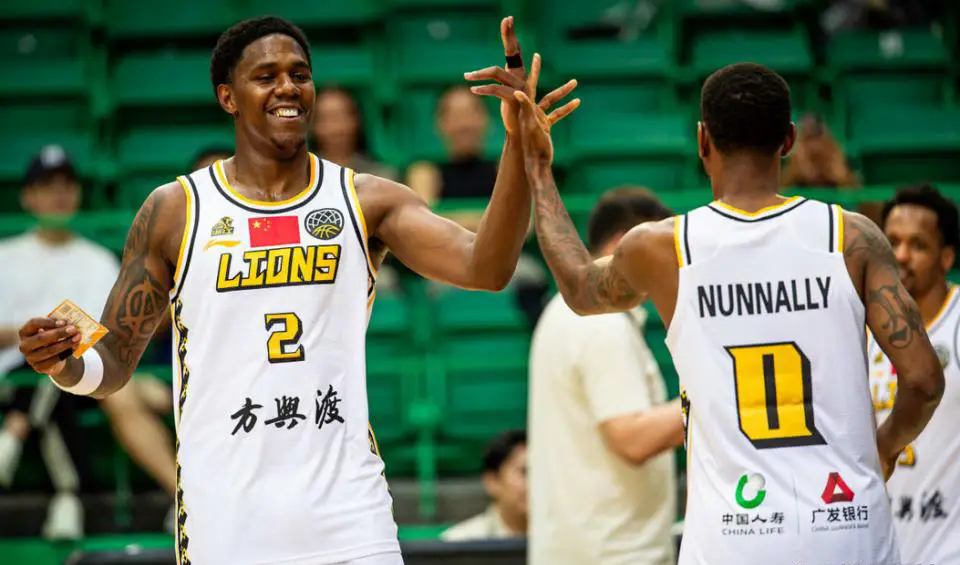 广厦队休赛季离队第一人，为什么广厦队会选择不与奈特续约？